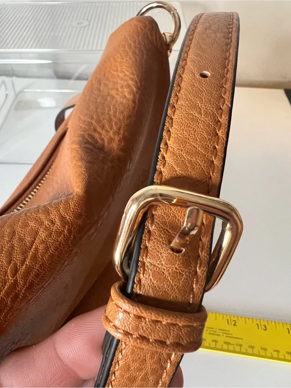 Moda Luxe Classic Tan Pebbled Leather Shoulder Bag